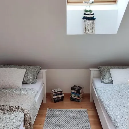 Holiday home Dom Z Bala Sauna Jacuzzi Saunowisko Biale Bloto (Olesnica)